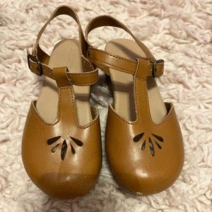 Old navy clog sandals
